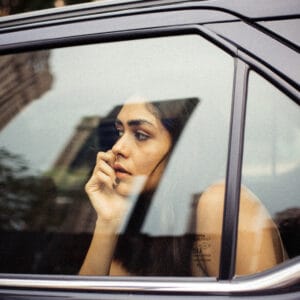 Мрунал Тхакур