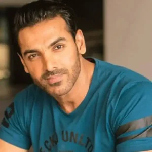 Джон Абрахам