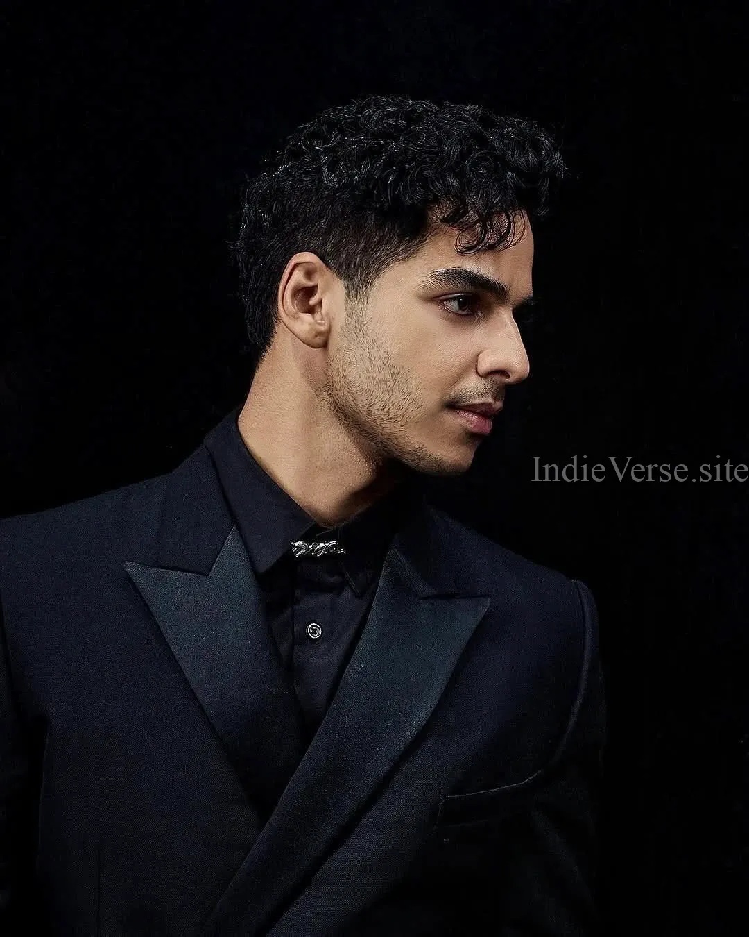 Ишан Кхаттер