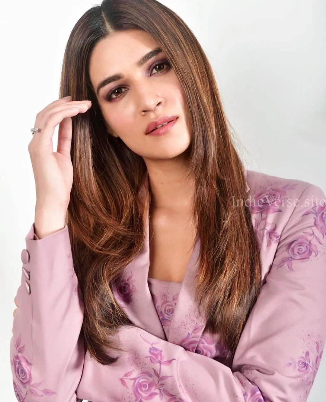 Крити Санон