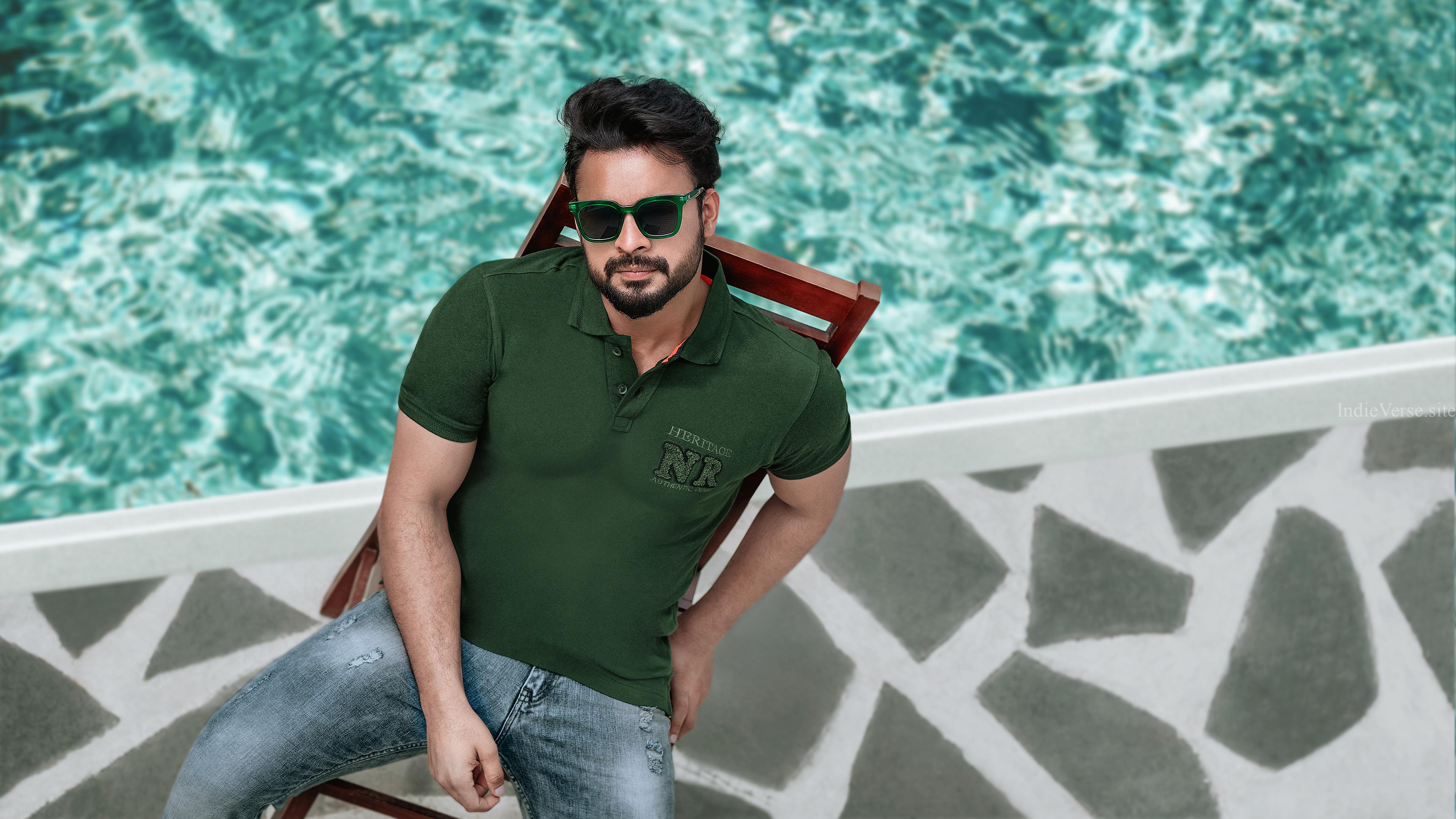 Товино Томас