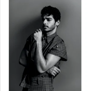 Ишан Кхаттер