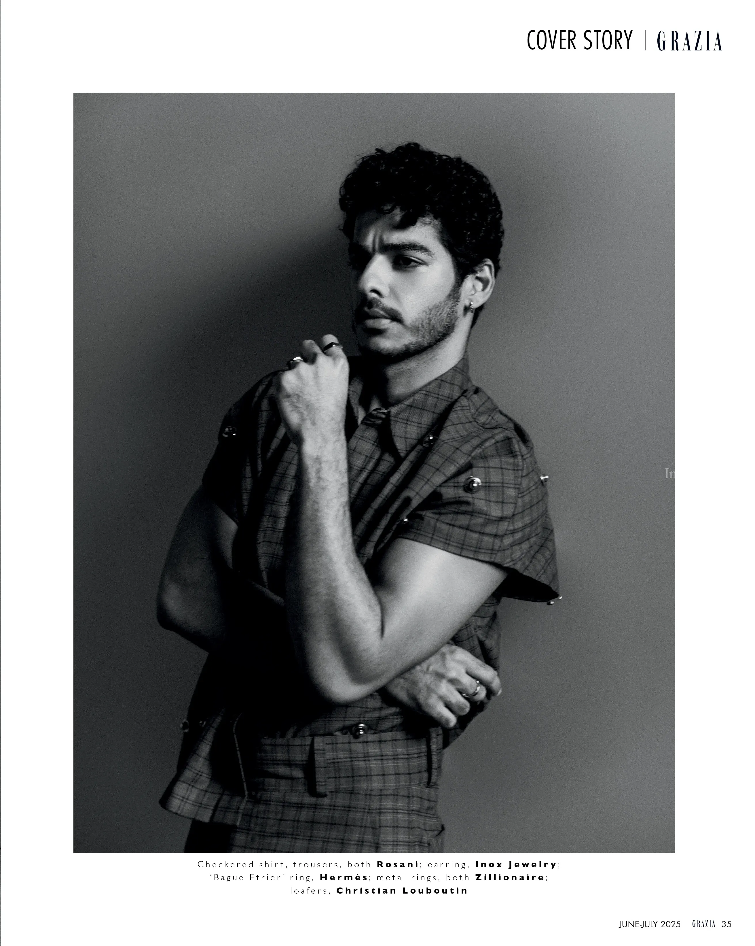 Ишан Кхаттер