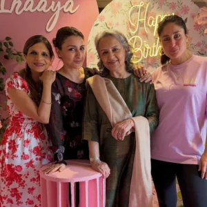 Соха Али Кхан с дочерью и Шармилой Тагор