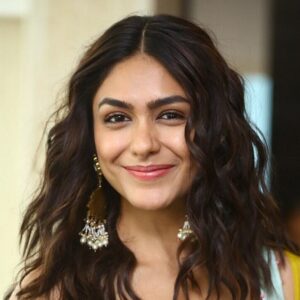 Мрунал Тхакур