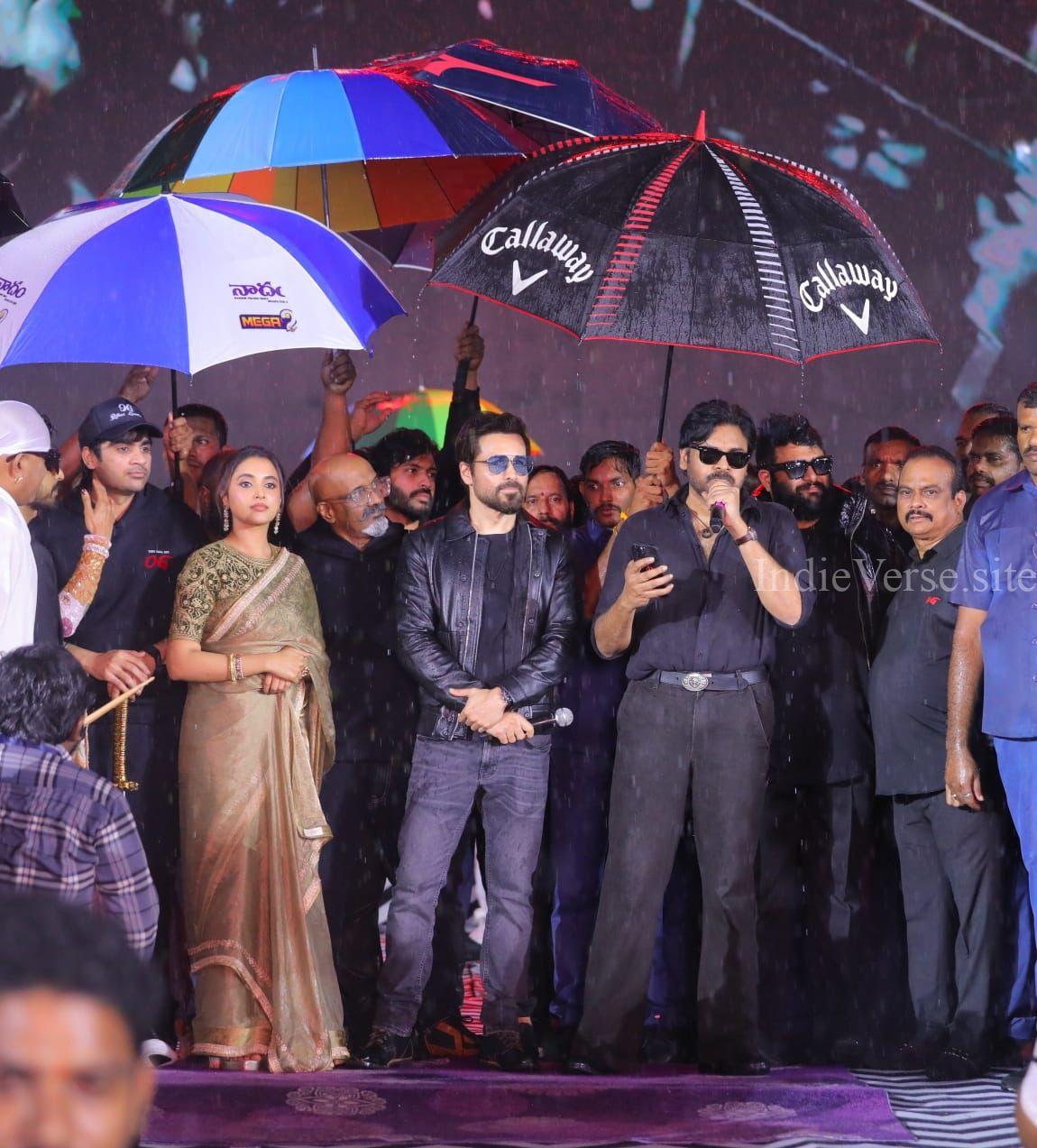 Паван Калян, Эмран Хашми, Приянка Мохан