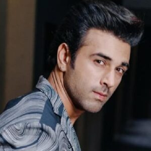 Пулкит Самрат