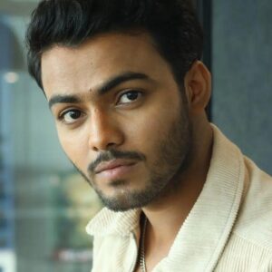 Спарш Шривастава