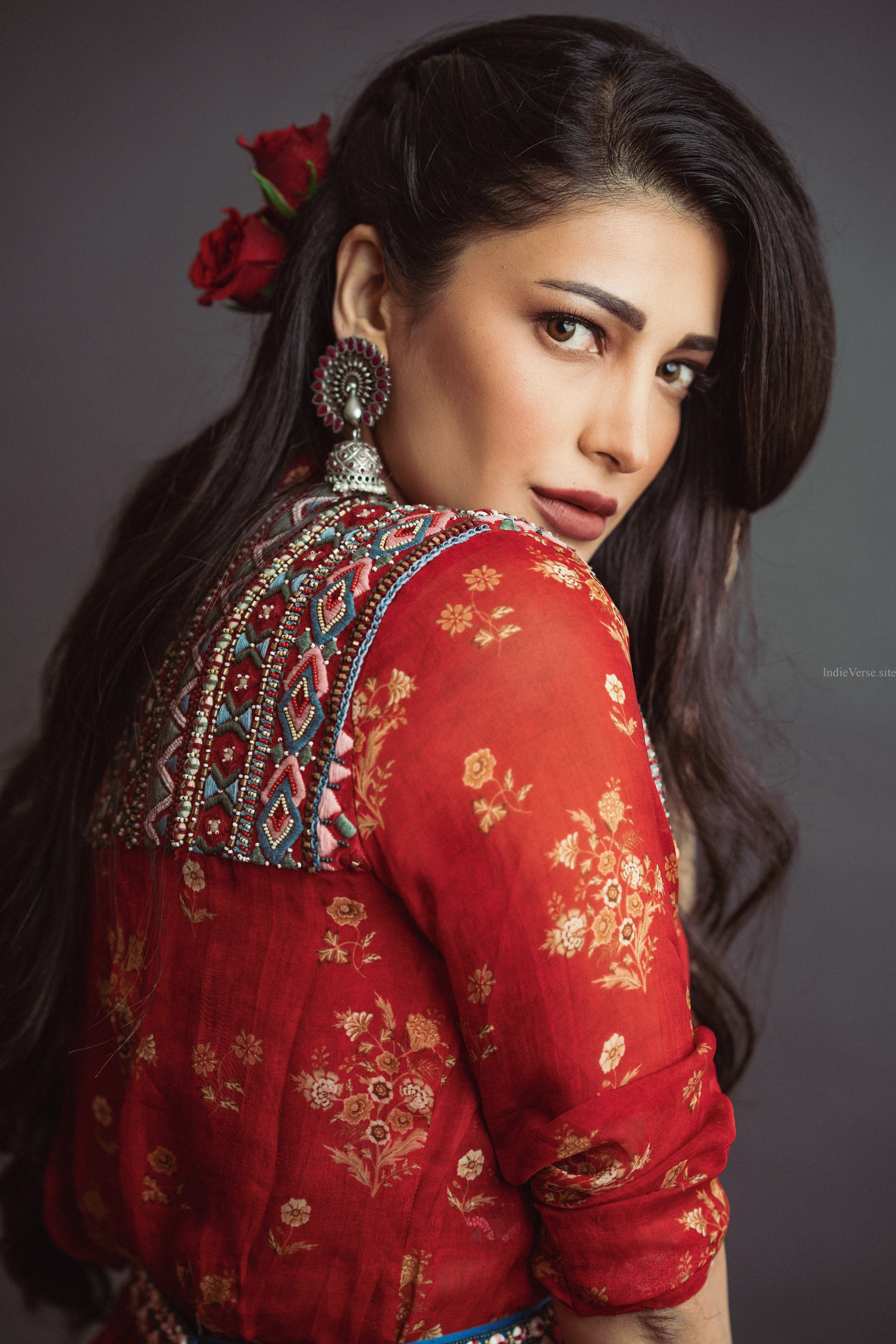 Шрути Хасан