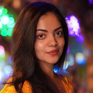 Ахаана Кришна