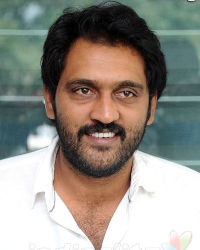 Аджай Равури