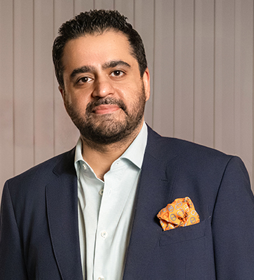 Акшай Видхани