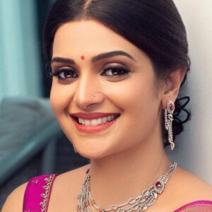 Дивья Пиллаи