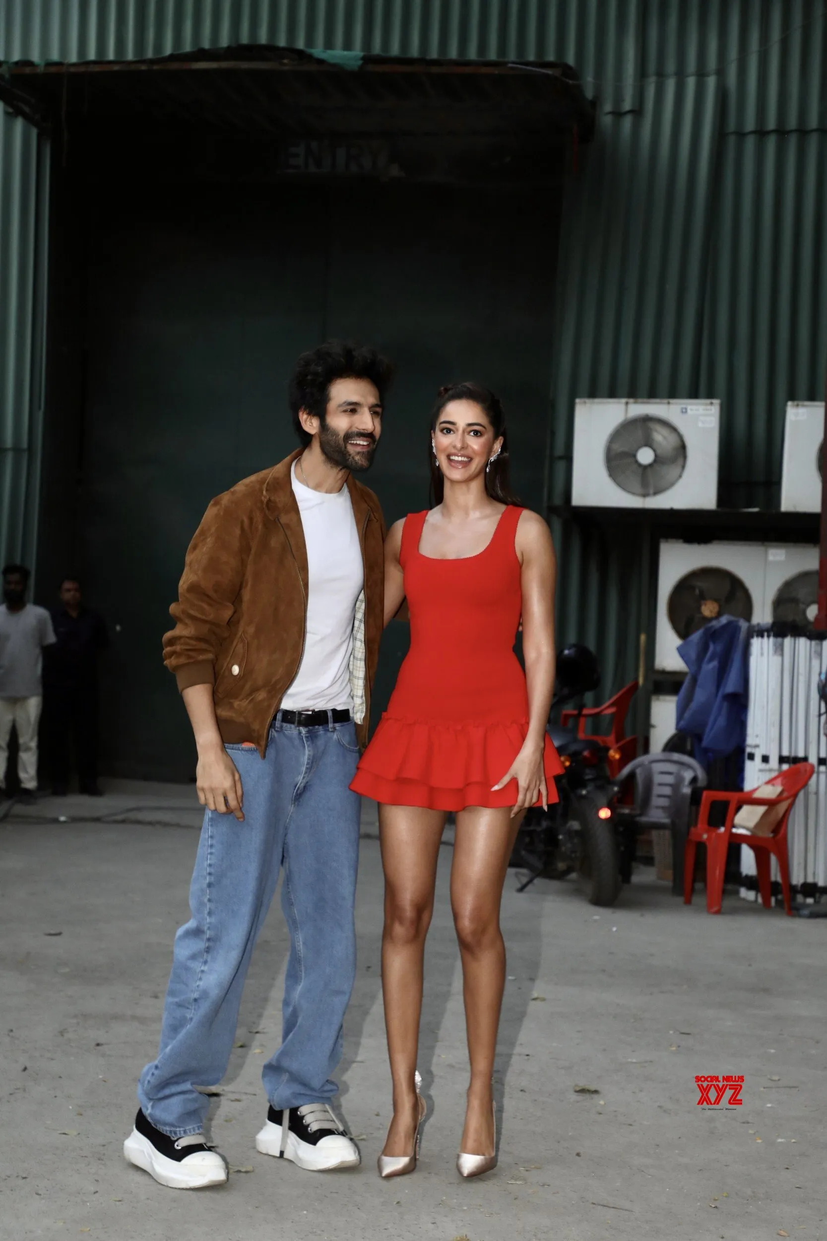 Tu Meri Main Tera Main Tera Tu Meri