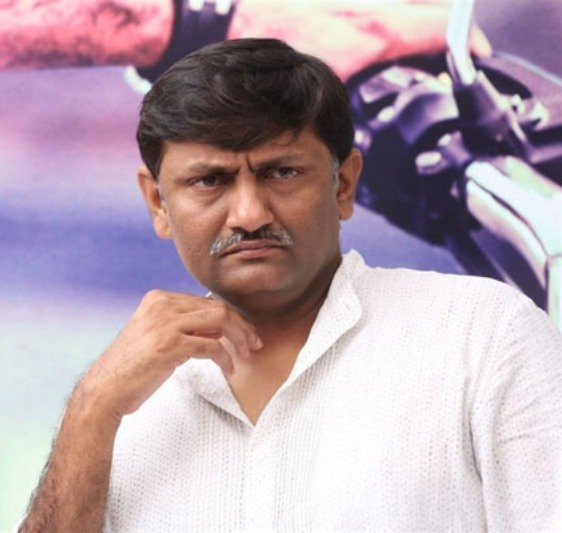 Навин Йермени