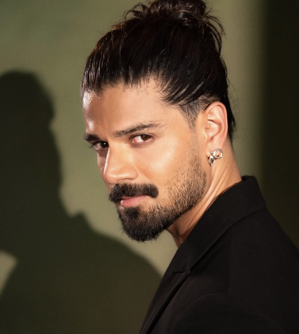 Сурадж Панчоли