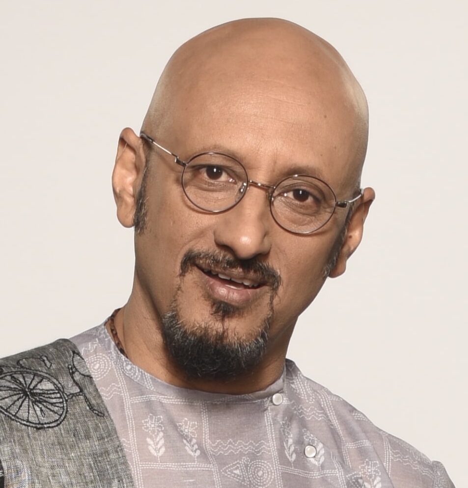 Шантану Моитра