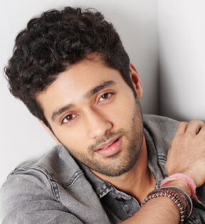 Уткарш Шарма