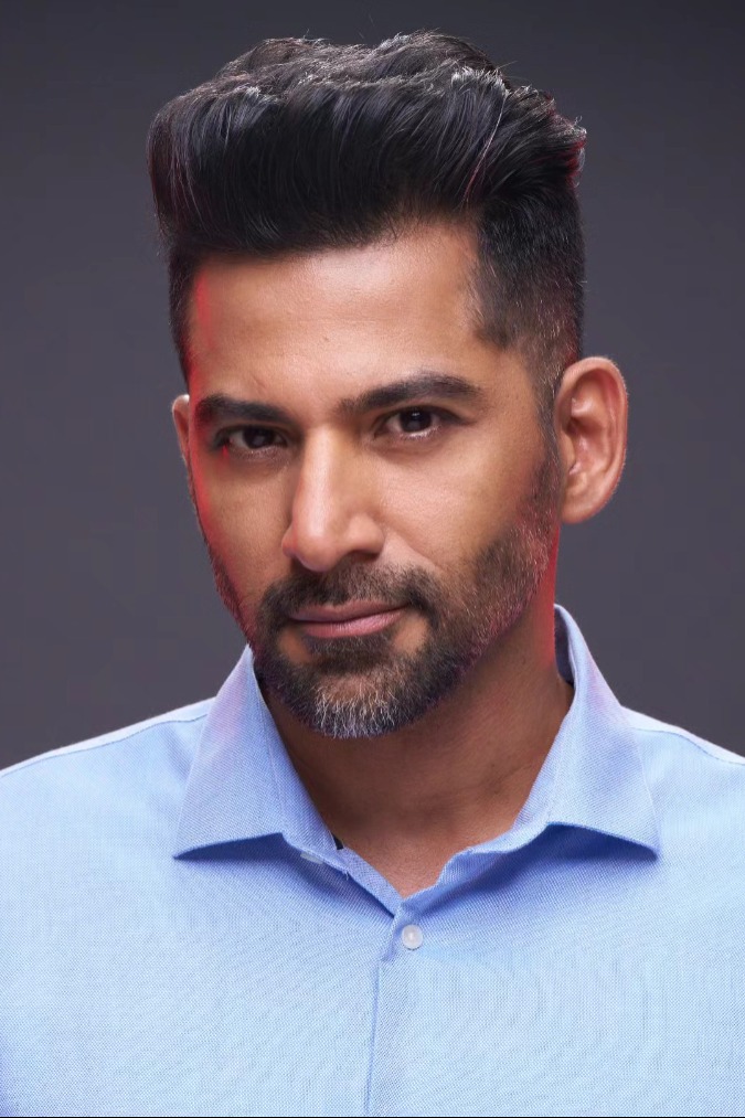 Виван Бхатена