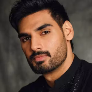 Ахаан Шетти