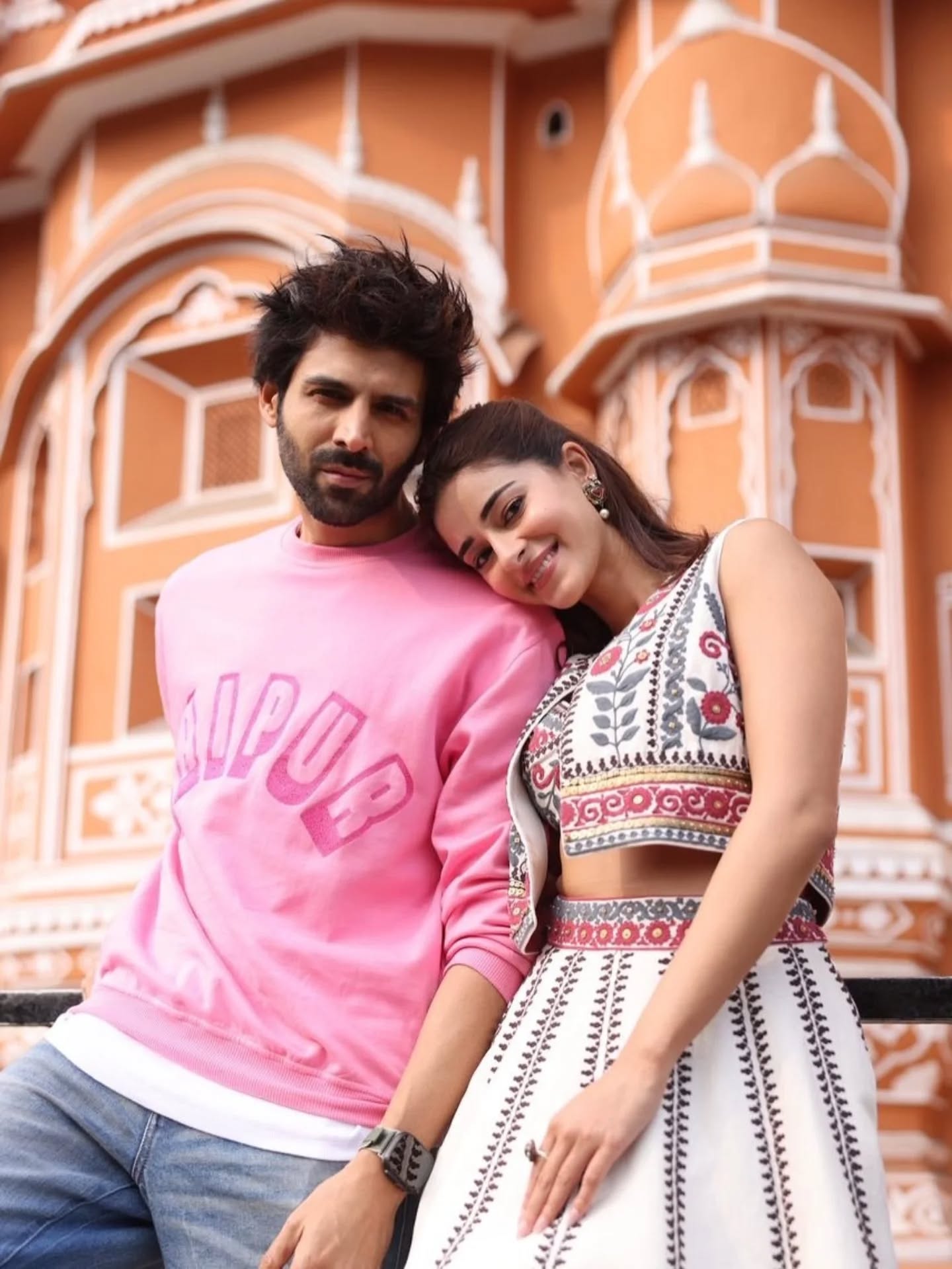 Tu Meri Main Tera Main Tera Tu Meri