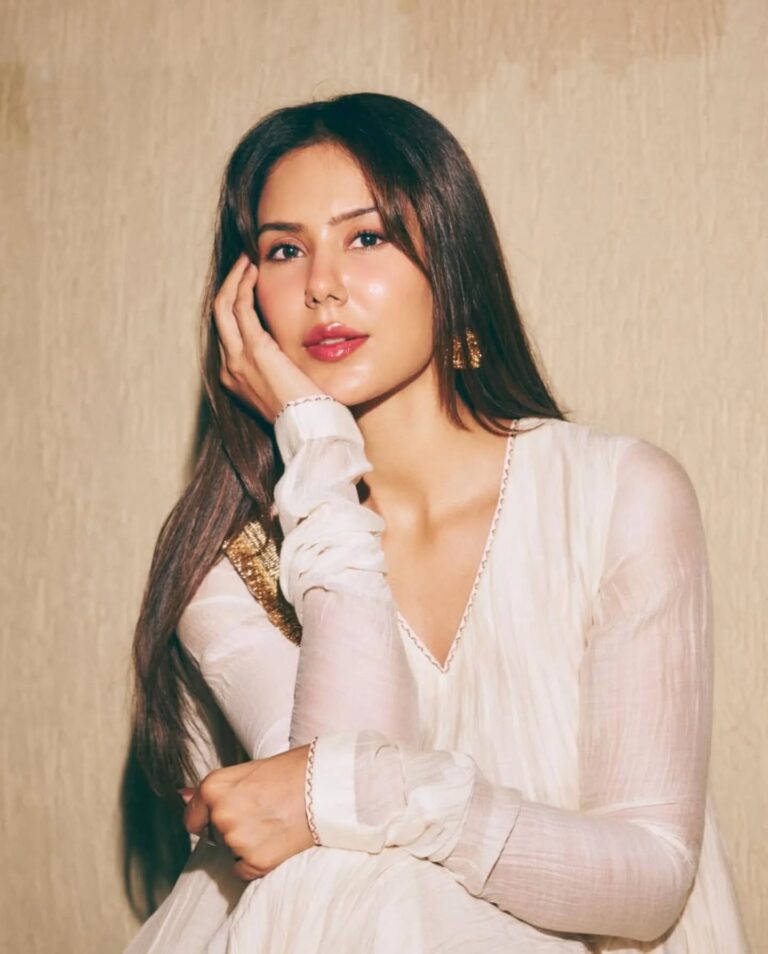 Сонам Баджва