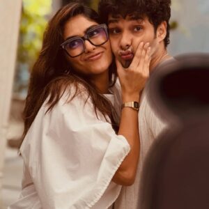 Сидхант Чаттурведи и Мрунал Тхакур фотосессия