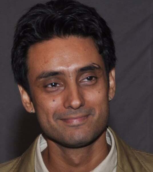 Анураг Сингх