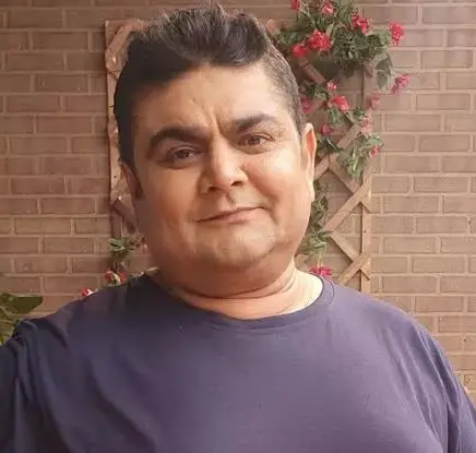 Девен Бходжани