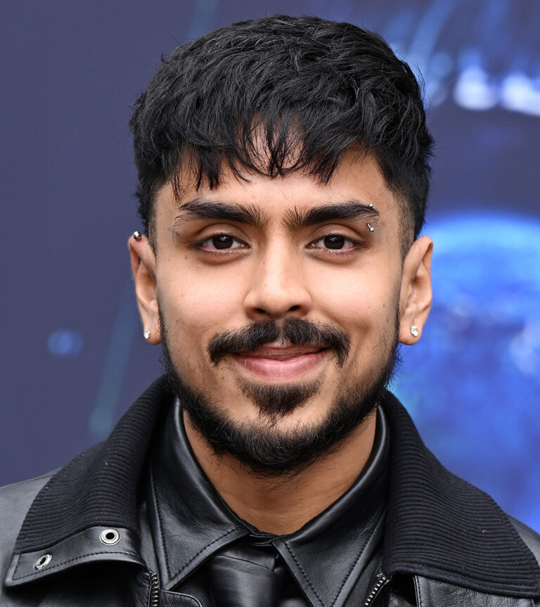 Адарш Гурав