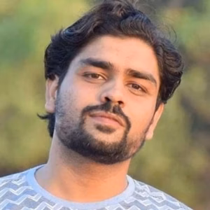 Девас Дикшит