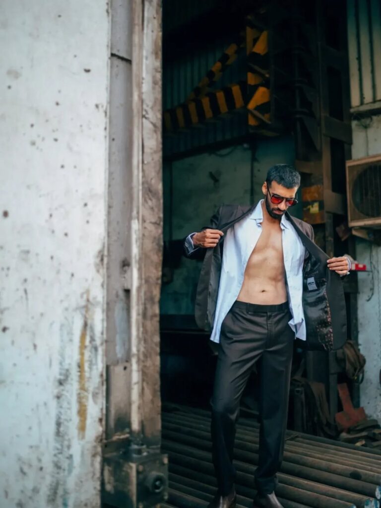 Авинаш Тивари