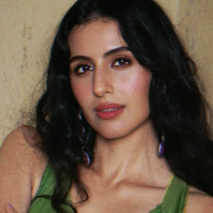 Симар Бхатиа