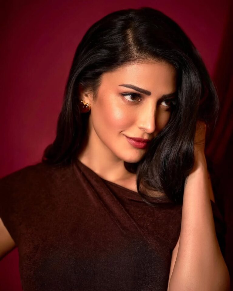 Шрути Хасан