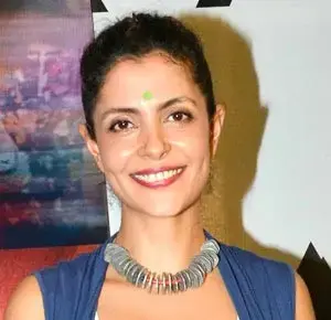 Нитья Мехра