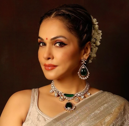 Иша Коппикар