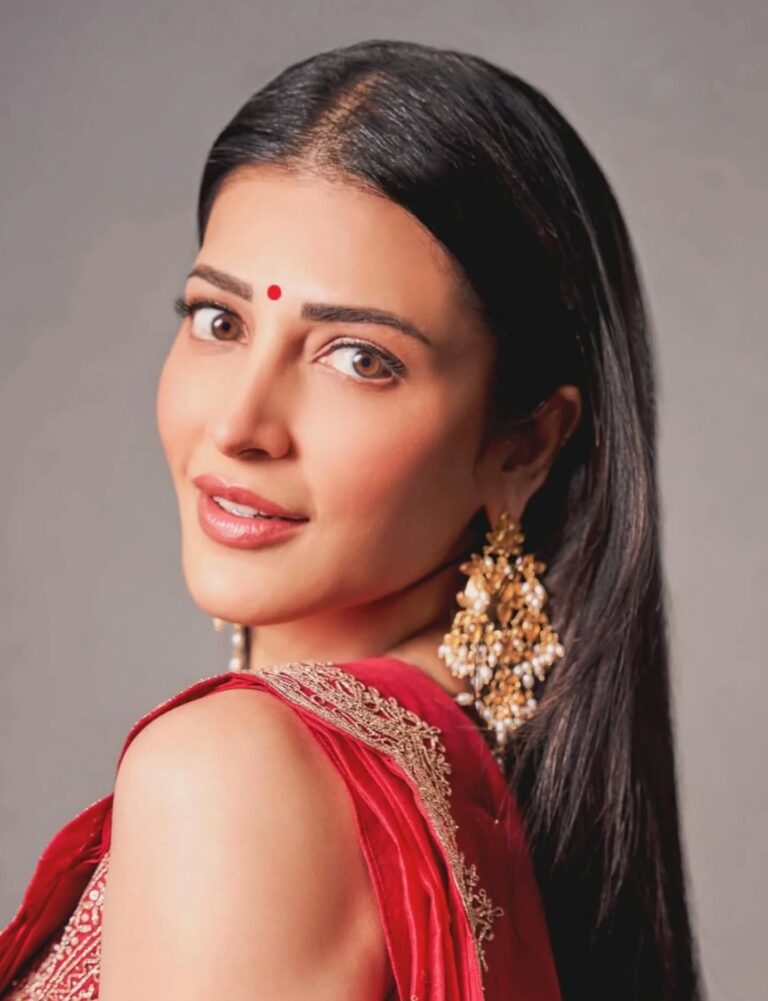 Шрути Хасан